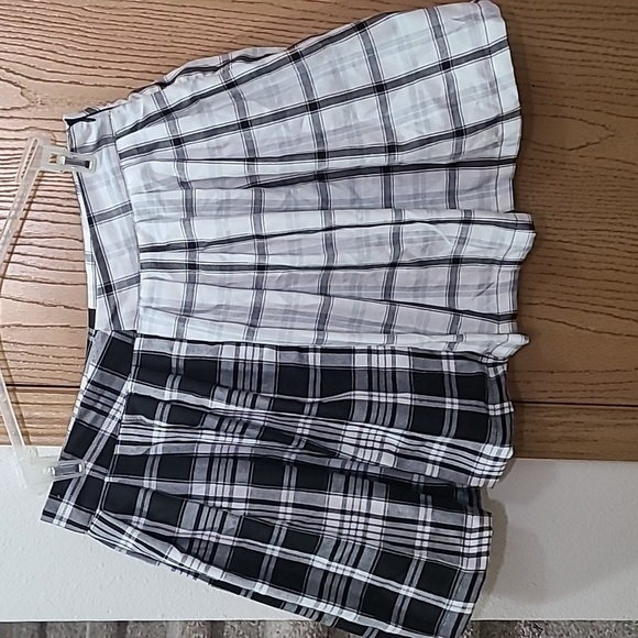 Rue 21 pleated plaid schoolgirl academia two tone patchwork mini skirt - Picture 1 of 2